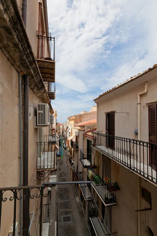 Porto Salvo Apartments - By Vacation Service Cefalù Exterior foto